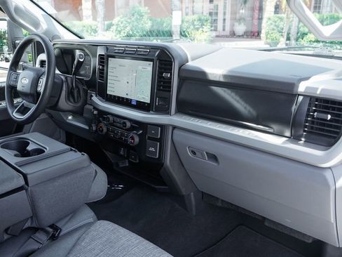 Used 2024 Ford F250 XLT w/ XLT Premium Package AWD/4WD image 37