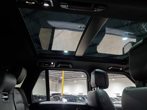 Used 2019 Land Rover Range Rover Supercharged AWD/4WD image 23
