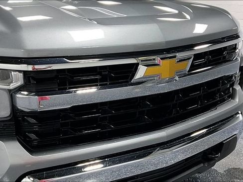 Used 2026 Chevrolet Silverado 1500 LT AWD/4WD image 30