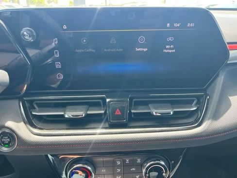 Used 2024 Chevrolet TrailBlazer RS AWD/4WD image 12