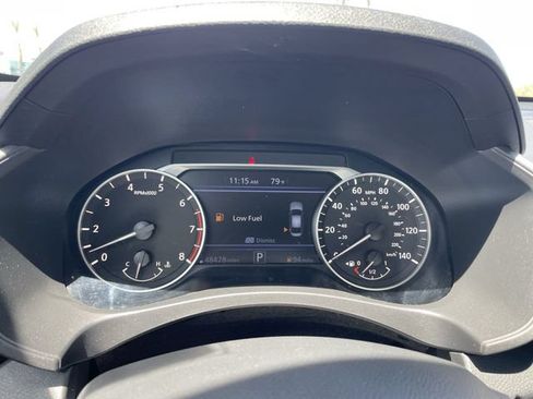 Used 2024 Nissan Altima 2.5 SV FWD image 11