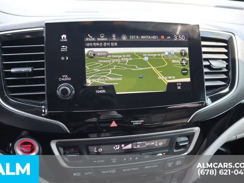 Used 2019 Honda Pilot Touring image 39