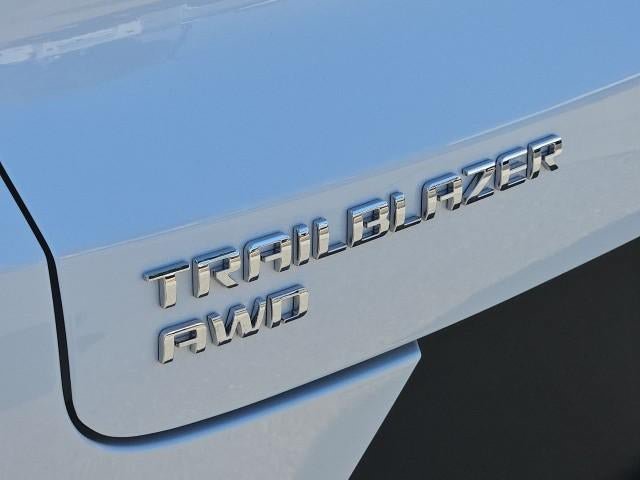 New 2026 Chevrolet TrailBlazer LT w/ Driver Confidence Package AWD/4WD image 31
