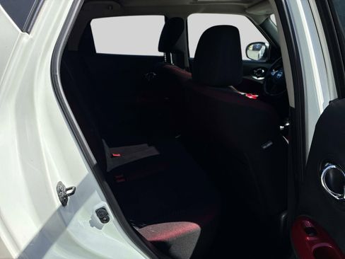 Used 2014 Nissan Juke SV AWD/4WD image 8