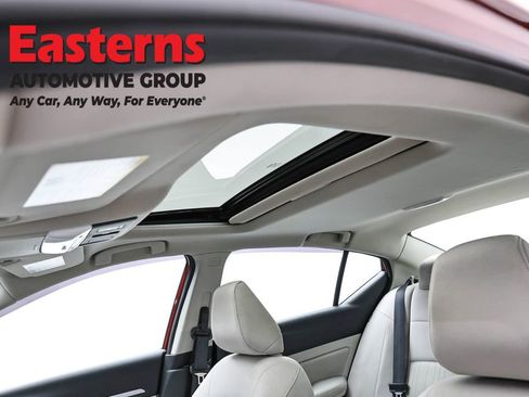 Used 2023 Nissan Altima 2.5 SV w/ SV Premium Package AWD/4WD image 34