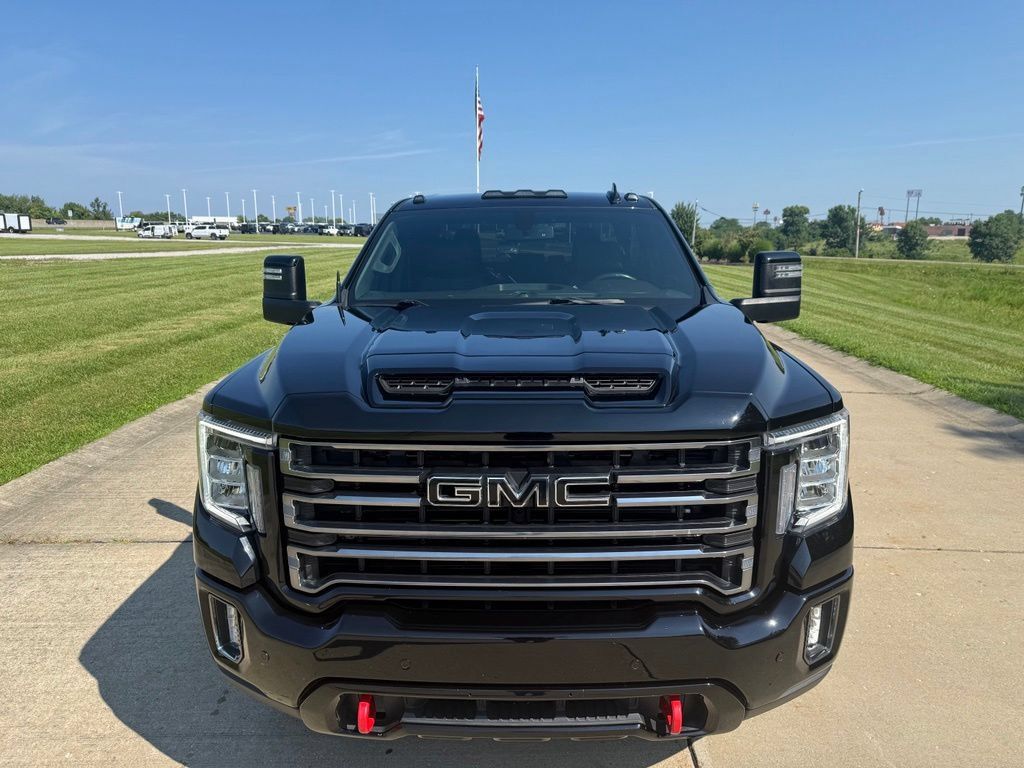 Used 2022 GMC Sierra 2500 AT4 w/ Driver Alert Package I AWD/4WD image 13