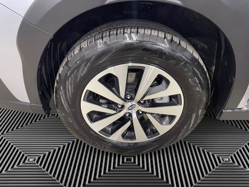 Certified 2025 Subaru Outback image 17