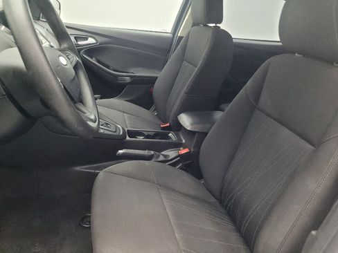 Used 2016 Ford Focus SE image 17