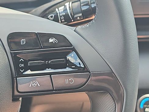 New 2026 Hyundai Elantra Sport FWD image 23
