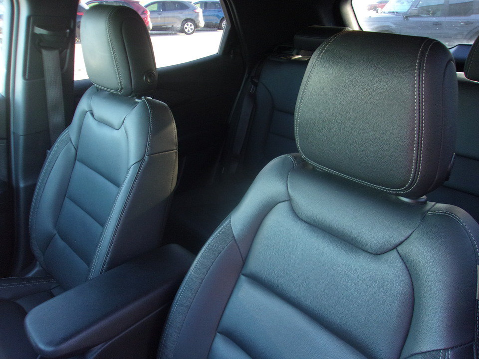 Used 2022 Chevrolet TrailBlazer ACTIV w/ Technology Package AWD/4WD image 9