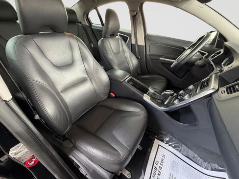 Used 2015 Volvo S60 T5 Platinum image 19