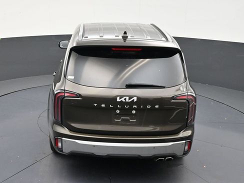 Used 2024 Kia Telluride EX FWD image 15