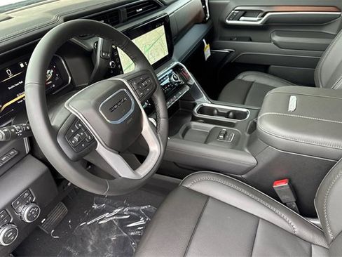 New 2026 GMC Sierra 2500 Denali w/ Denali Reserve Package image 10