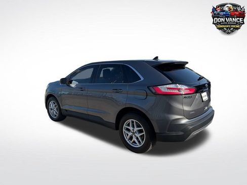 Used 2023 Ford Edge SEL w/ Convenience Package AWD/4WD image 3
