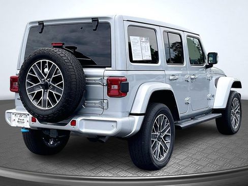 Used 2024 Jeep Wrangler High Altitude AWD/4WD image 7