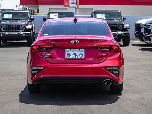 Used 2020 Kia Forte LXS FWD image 5