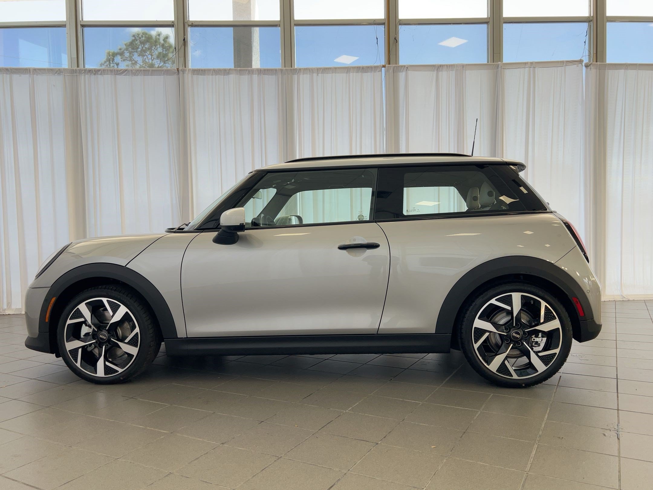 New 2026 MINI Cooper 2-Door Hardtop FWD image 2