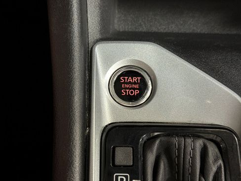 Used 2025 Nissan Altima 2.5 SV FWD image 30