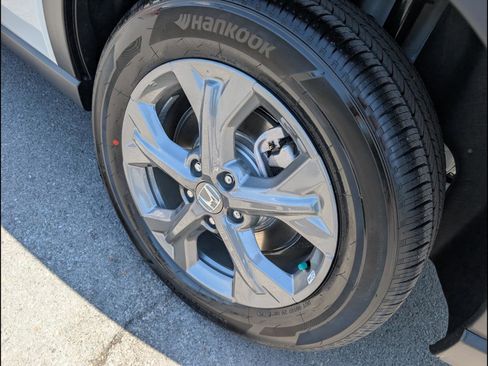 New 2026 Honda HR-V LX image 15