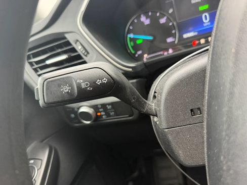 Used 2022 Ford Escape SE AWD/4WD image 16