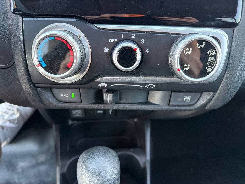 Used 2016 Honda Fit LX image 23