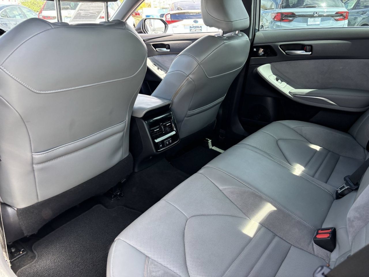 Used 2019 Toyota Avalon Touring w/ Advanced Safety Package FWD image 15
