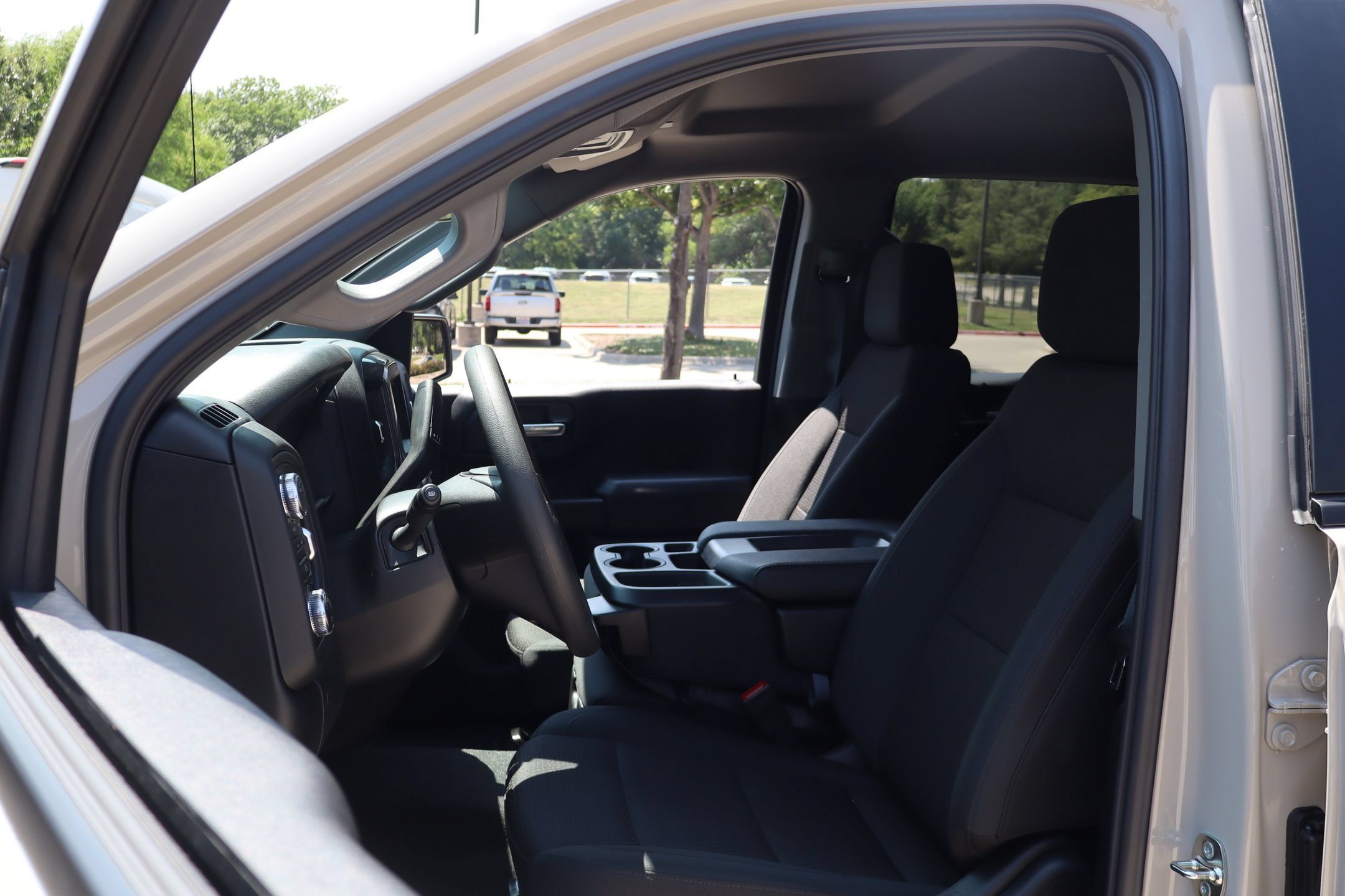 Used 2026 GMC Sierra 1500 Pro w/ Graphite Edition AWD/4WD image 12