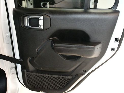 Used 2021 Jeep Wrangler Sport w/ Sun And Sound Package image 27