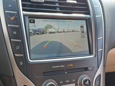 Used 2019 Lincoln Nautilus Reserve AWD/4WD image 18