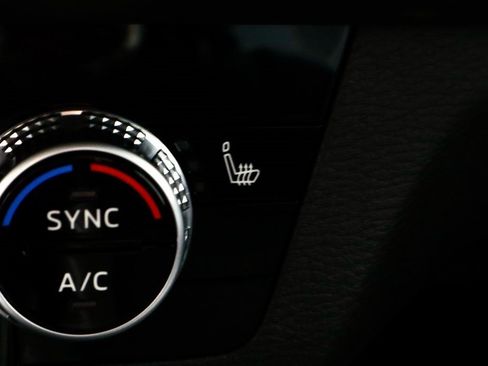 Used 2023 Mitsubishi Outlander Ralliart image 5