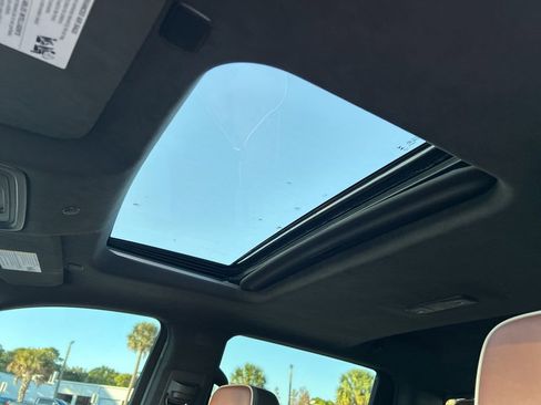 Used 2024 GMC Sierra 2500 Denali Ultimate image 17