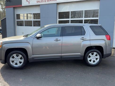 Used 2012 GMC Terrain SLE image 8