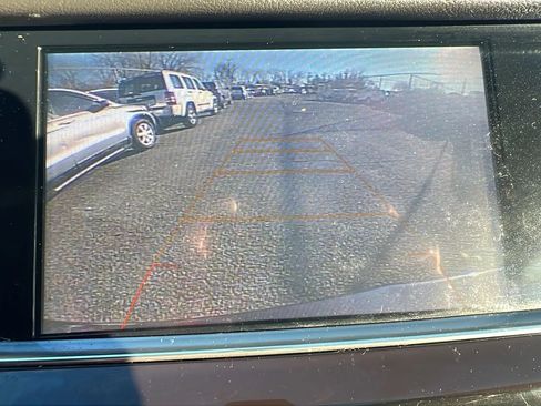 Used 2019 Cadillac XT5 FWD image 21