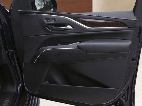 Used 2023 Cadillac Escalade Premium Luxury Platinum image 28