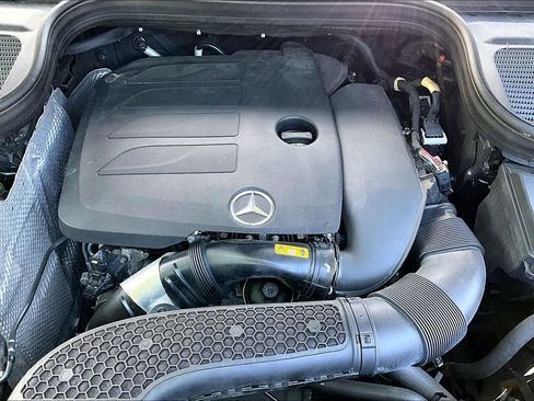 Certified 2022 Mercedes-Benz GLE 350 4MATIC w/ AMG Line Exterior image 34