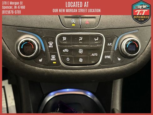 Used 2022 Chevrolet Malibu LT FWD image 42