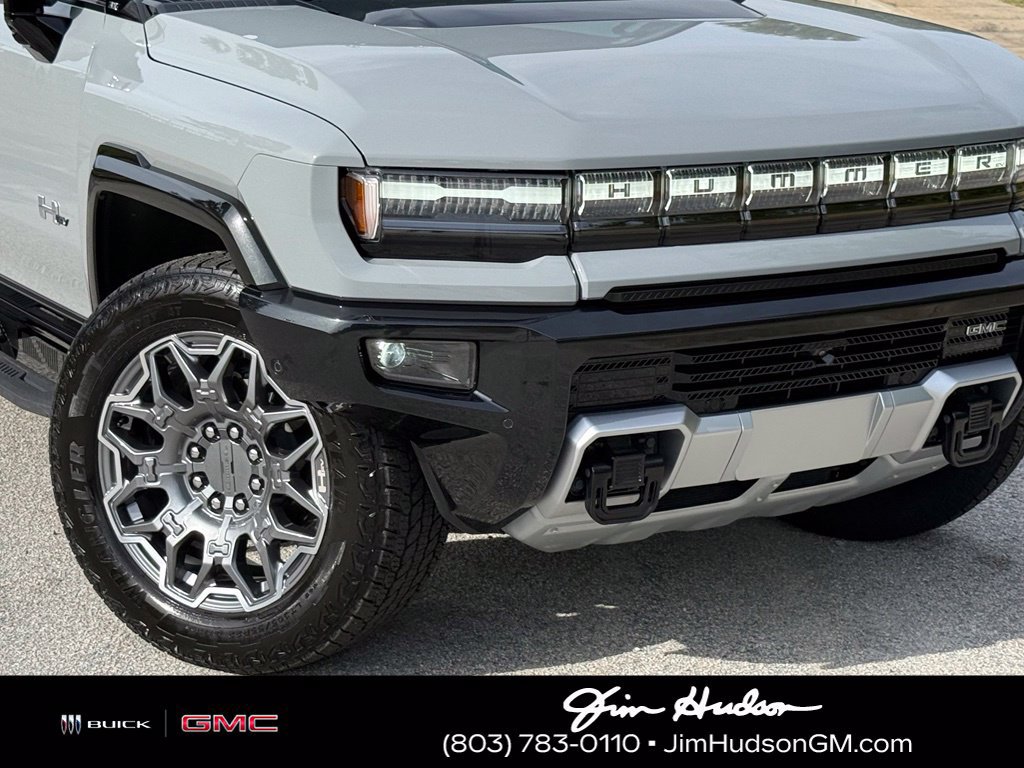 Certified 2025 GMC Hummer EV 3X AWD/4WD image 8
