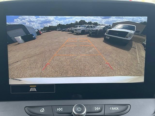Used 2026 Chevrolet Blazer LT FWD image 10