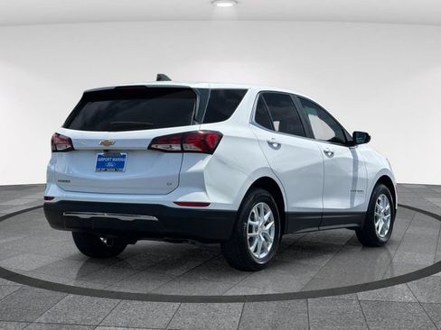 Used 2022 Chevrolet Equinox LT FWD image 5