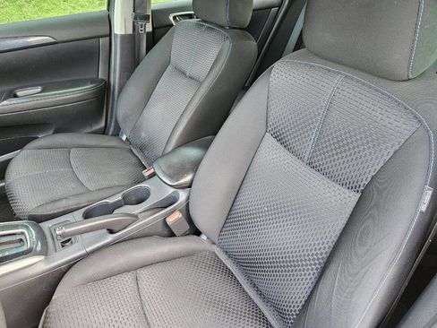 Used 2018 Nissan Sentra SR image 11