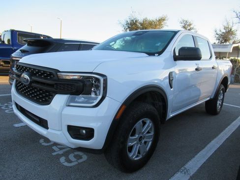 Used 2024 Ford Ranger XL image 3