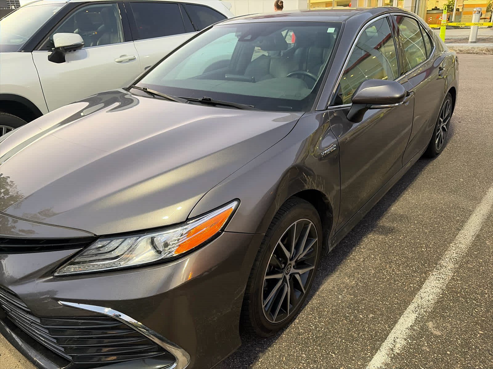 Certified 2021 Toyota Camry XLE w/ Cold Weather Package FWD image 3