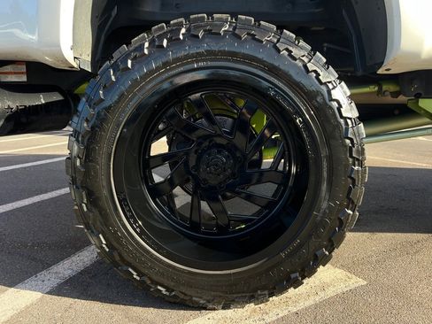 Used 2017 Ford F350 Platinum w/ Platinum Ultimate Package image 14