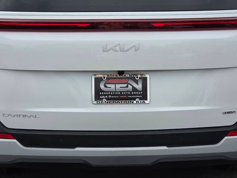 Used 2026 Kia Carnival LXS FWD image 33