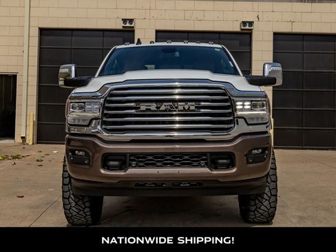 Used 2024 RAM 3500 Limited w/ Towing Technology Group image 4