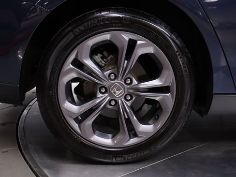 Used 2023 Honda Accord EX image 34