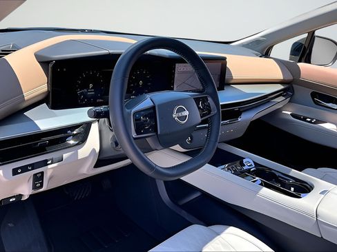 Certified 2026 Nissan Murano Platinum w/ Cargo Package AWD/4WD image 14