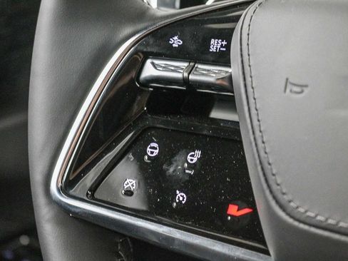 New 2026 Cadillac Lyriq V image 16