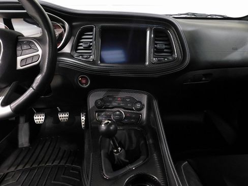 Used 2020 Dodge Challenger SRT Hellcat w/ Plus Package image 58