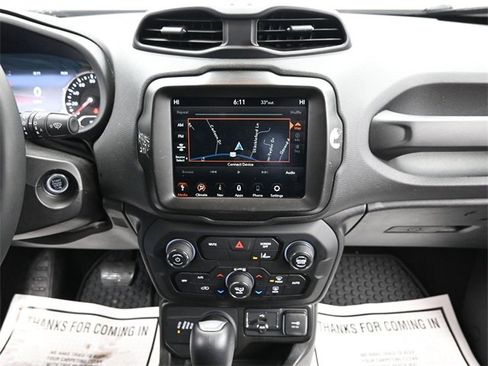 Used 2023 Jeep Renegade Trailhawk image 17